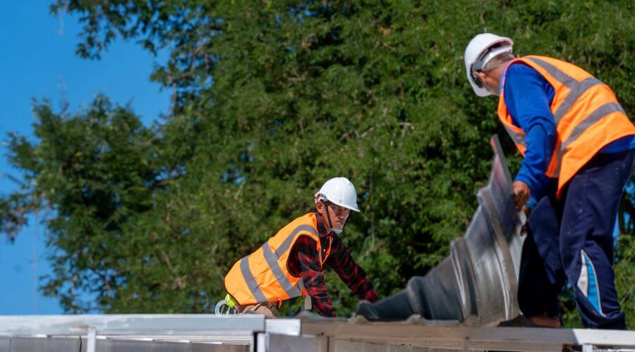 Expert top industrial roofings services in Amasa, MI